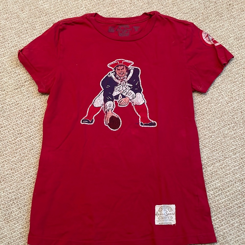 Retro Sport New England Patriots T-Shirt